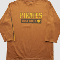 Pittsburgh Pirates 2000s T-shirt - Clay Vintage