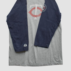 Minnesota Twins Majestic 2000s T-shirt - Heather Gray Vintage