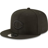 Cincinnati Reds Black on Black 9FIFTY Team Snapback Adjustable Hat - Black | New Era
