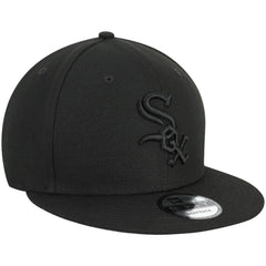 Chicago White Sox Black on Black 9FIFTY Team Snapback Adjustable Hat - Black | New Era