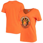 San Francisco Giants Women's Spring Training Circle V-Neck T-Shirt - Orange | New Era