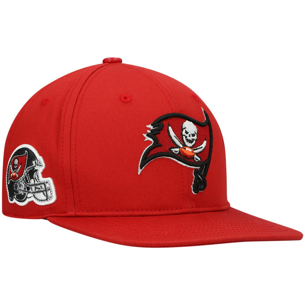 Tampa Bay Buccaneers Pro Standard Logo II Snapback Hat - Red online