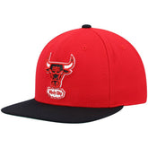 Chicago Bulls Hardwood Classics Team Two-Tone 2.0 Snapback Hat - Red/Black | Mitchell & Ness sale