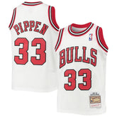 Scottie Pippen Chicago Bulls Youth 1997/98 Hardwood Classics Swingman Jersey sale - White | Mitchell & Ness outlet