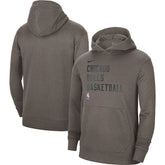Chicago Bulls Unisex 2023/24 Performance Spotlight On-Court Practice Pullover Hoodie - Olive | Nike for sale