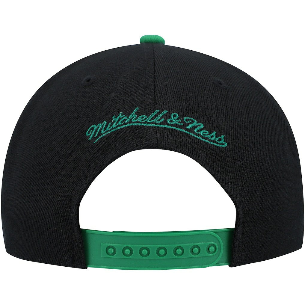 Boston Celtics Side Core 2.0 Snapback Hat - Black/Green | Mitchell & Ness shop
