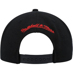 Chicago Bulls Side Core 2.0 Snapback Hat - Black | Mitchell & Ness discount