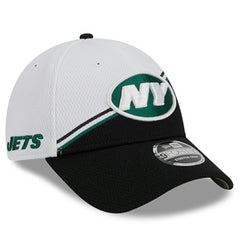 New York Jets New Era 2023 Sideline 9FORTY Adjustable Hat - White/Black on sale