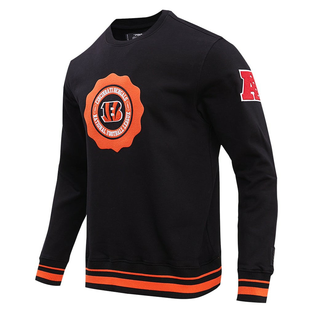 Cincinnati Bengals Pro Standard Crest Emblem Pullover Sweatshirt - Black on sale