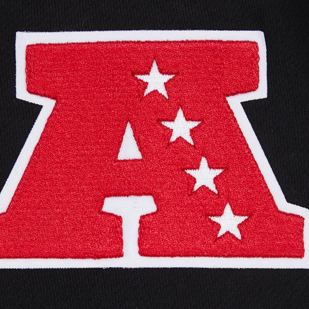 Cincinnati Bengals Pro Standard Crest Emblem Pullover Sweatshirt - Black on sale