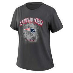 New England Patriots WEAR by Erin Andrews Women's Boyfriend T-Shirt - Charcoal sale