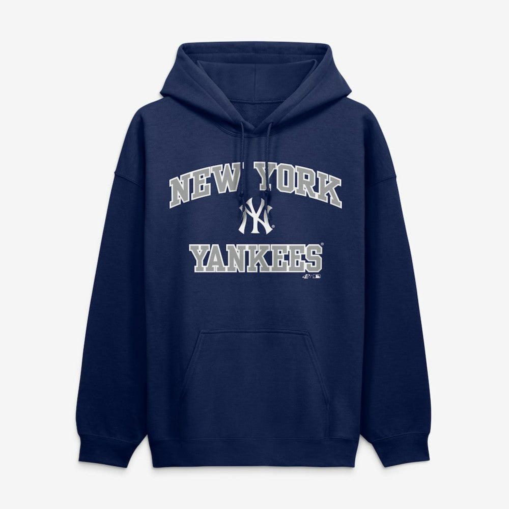 New York Yankees Logo Athletic Heart & Soul Hoodie - Navy