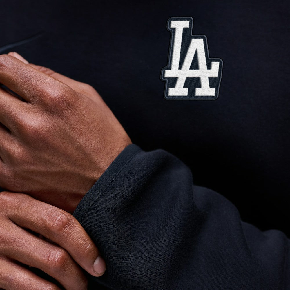Los Angeles Dodgers Tech Fleece Raglan Sweatshirt - Black | Nike