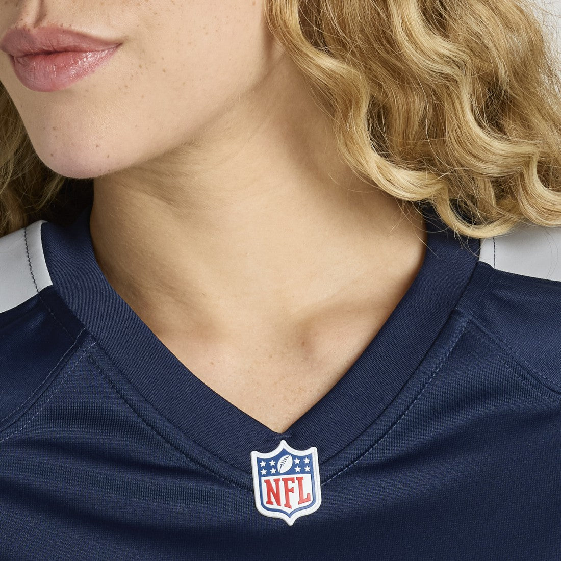 Chris Johnson Tennessee Titans Women's Retired Player Game Jersey - Navy | Nike on sale