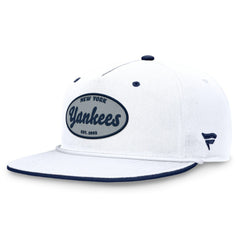 New York Yankees Cooperstown Collection Iron Golfer Snapback Hat - White