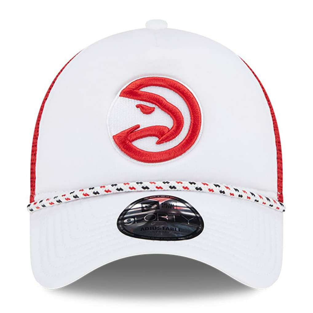Atlanta Hawks Court Sport Foam A-Frame 9FORTY Adjustable Trucker Hat - White/Red | New Era for sale