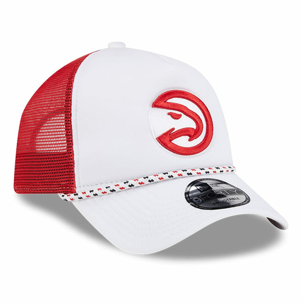 Atlanta Hawks Court Sport Foam A-Frame 9FORTY Adjustable Trucker Hat - White/Red | New Era for sale
