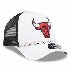 Chicago Bulls Court Sport Foam A-Frame 9FORTY Adjustable Trucker Hat - White/Black | New Era online