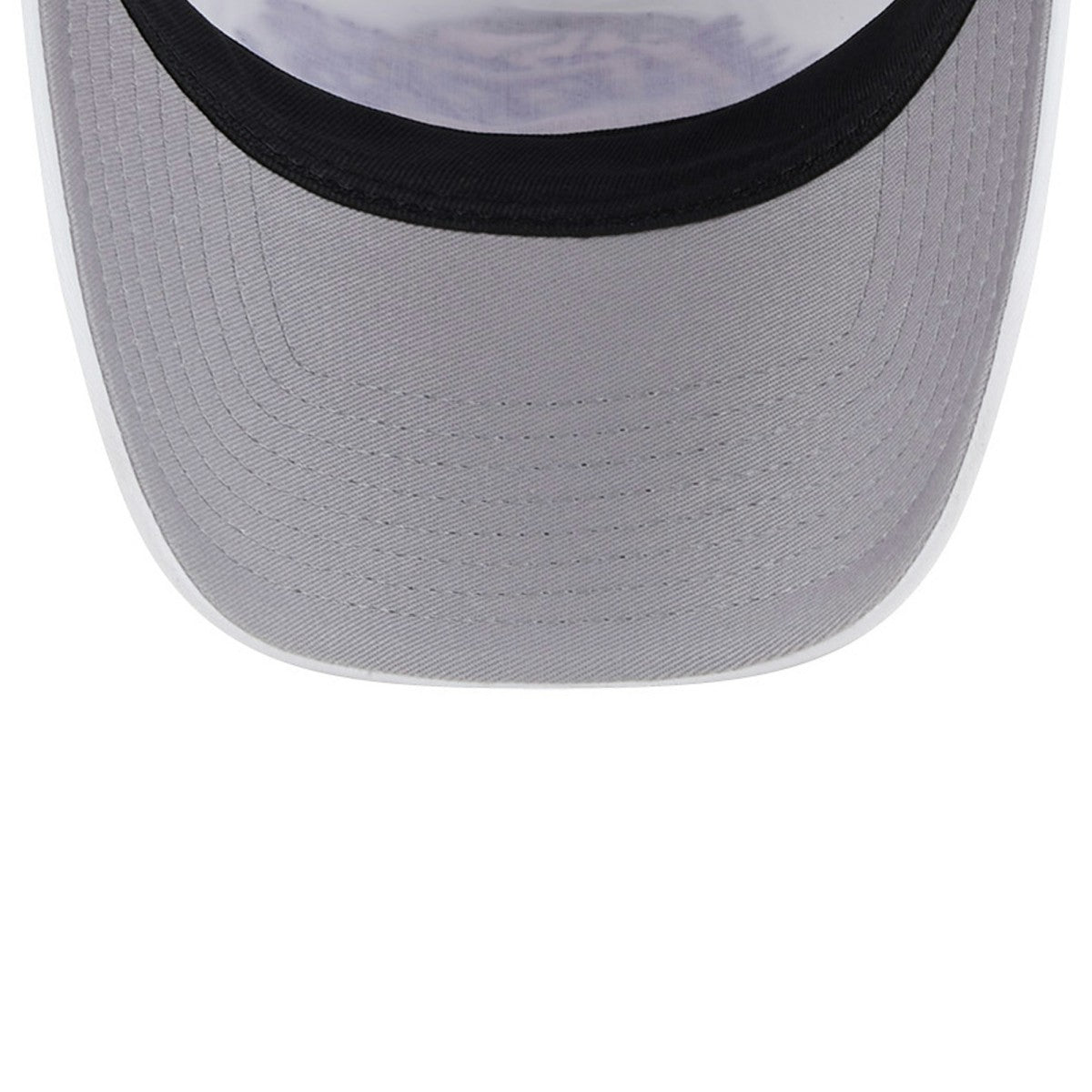 Los Angeles Lakers Court Sport Foam A-Frame 9FORTY Adjustable Trucker Hat - White/Purple | New Era online