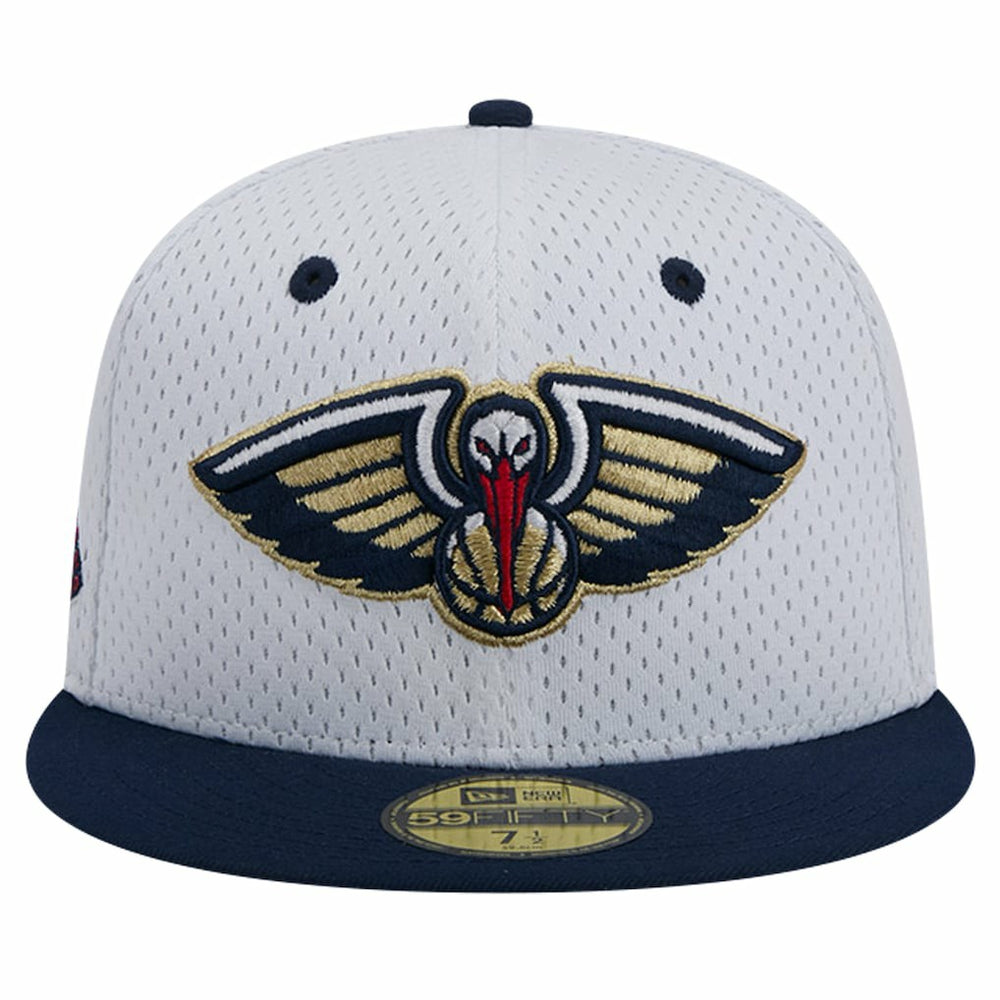 New Orleans Pelicans Throwback 2Tone 59FIFTY Fitted Hat - White/Navy | New Era sale