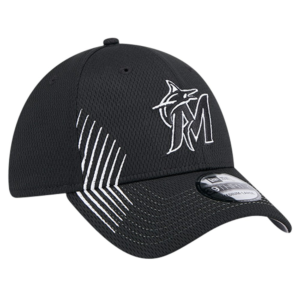 Miami Marlins Active Dash Mark 39THIRTY Flex Hat - Black | New Era
