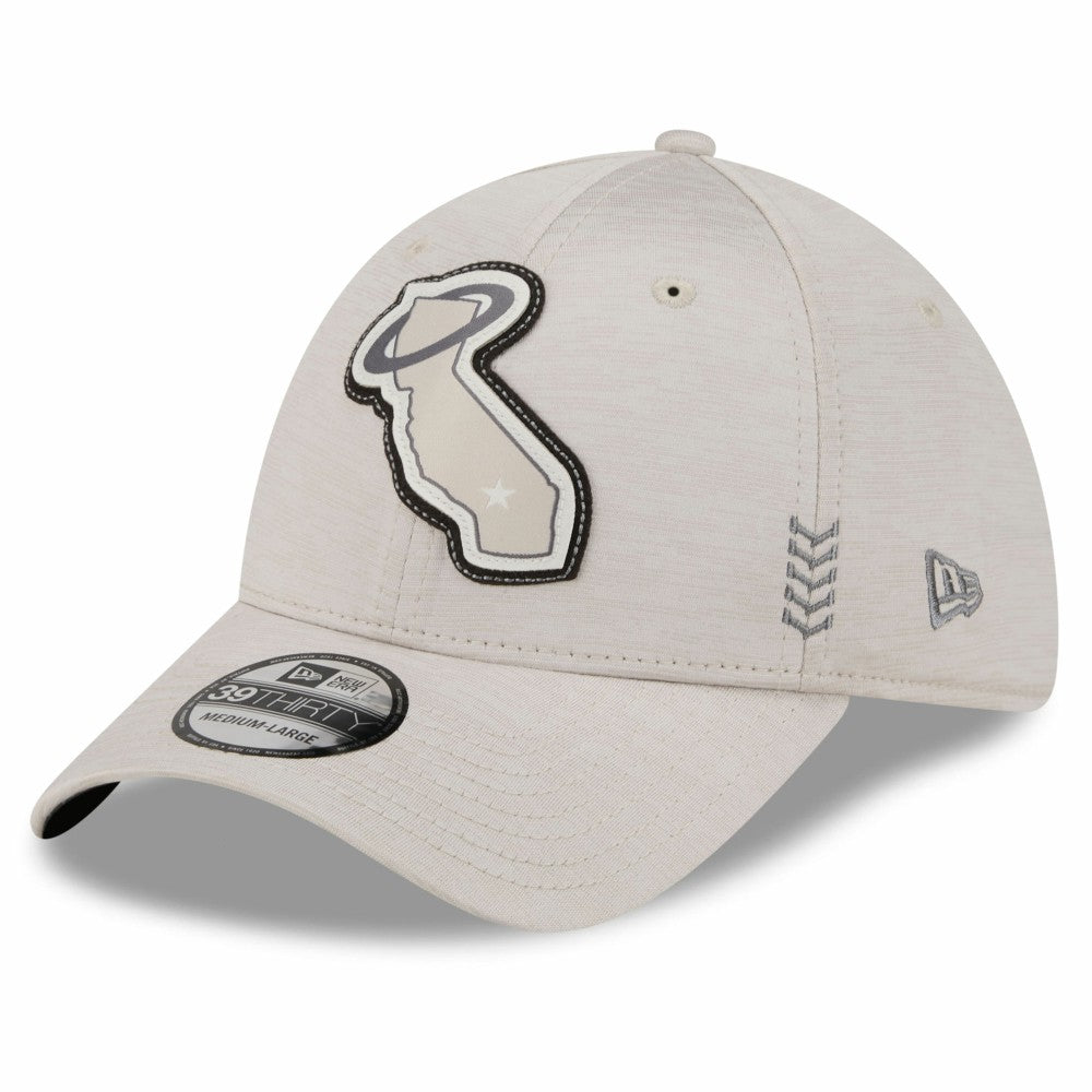 Los Angeles Angels 2024 Clubhouse 39THIRTY Flex Hat - Cream | New Era