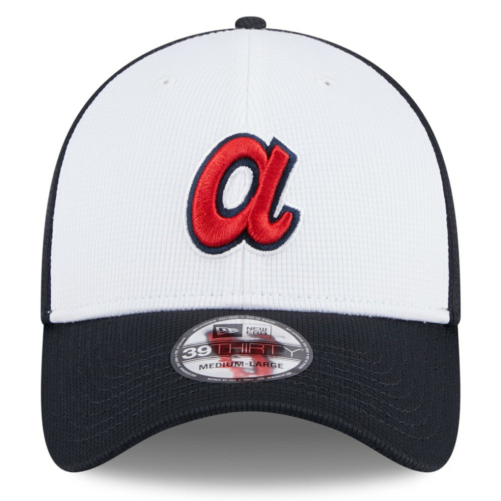 Atlanta Braves 2025 Batting Practice 39THIRTY Flex Hat - White | New Era