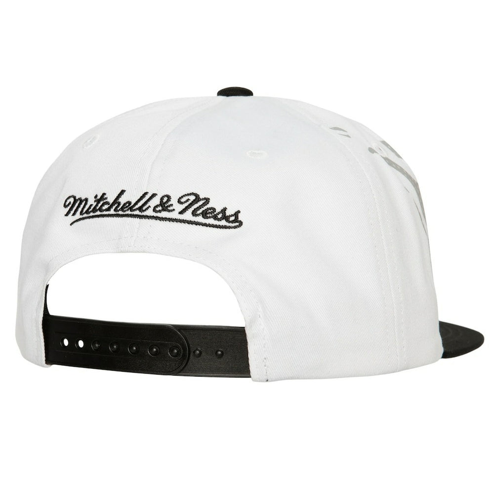 Brooklyn Nets Hot Fire Snapback Hat - White | Mitchell & Ness sale