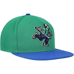 Vancouver Canucks Mitchell & Ness Core Team Ground 2.0 Snapback Hat Green