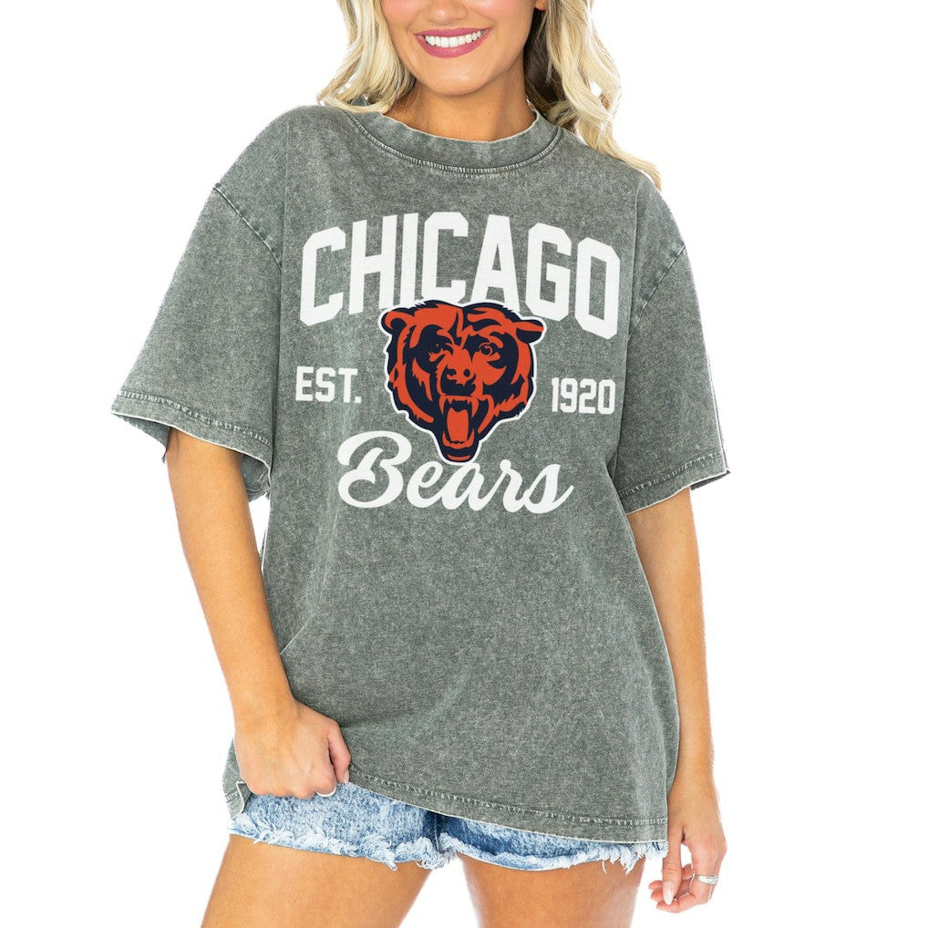 Chicago Bears Gameday Couture Women's Tackle Titan Boyfriend Washed T-Shirt - Gray cheap