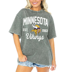 Minnesota Vikings Gameday Couture Women's Tackle Titan Boyfriend Washed T-Shirt - Gray online
