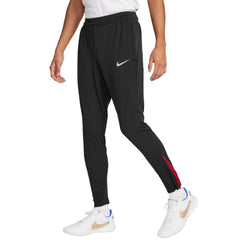 Liverpool 2024/25 Advance Strike Pants - Black | Nike shop