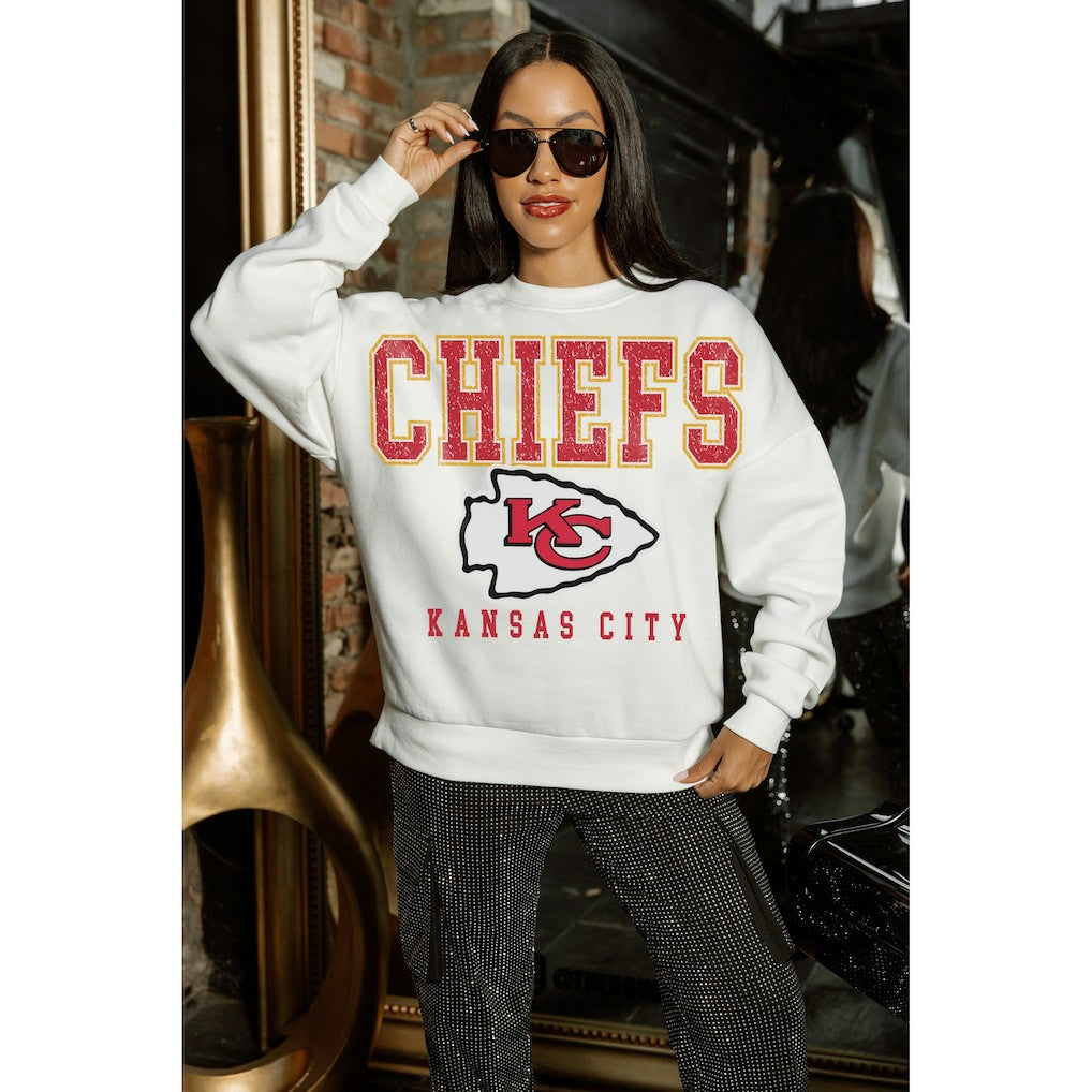 Kansas City Chiefs Gameday Couture Women's Sunday Drives Oversized Crewneck Pullover Sweatshirt – White on sale