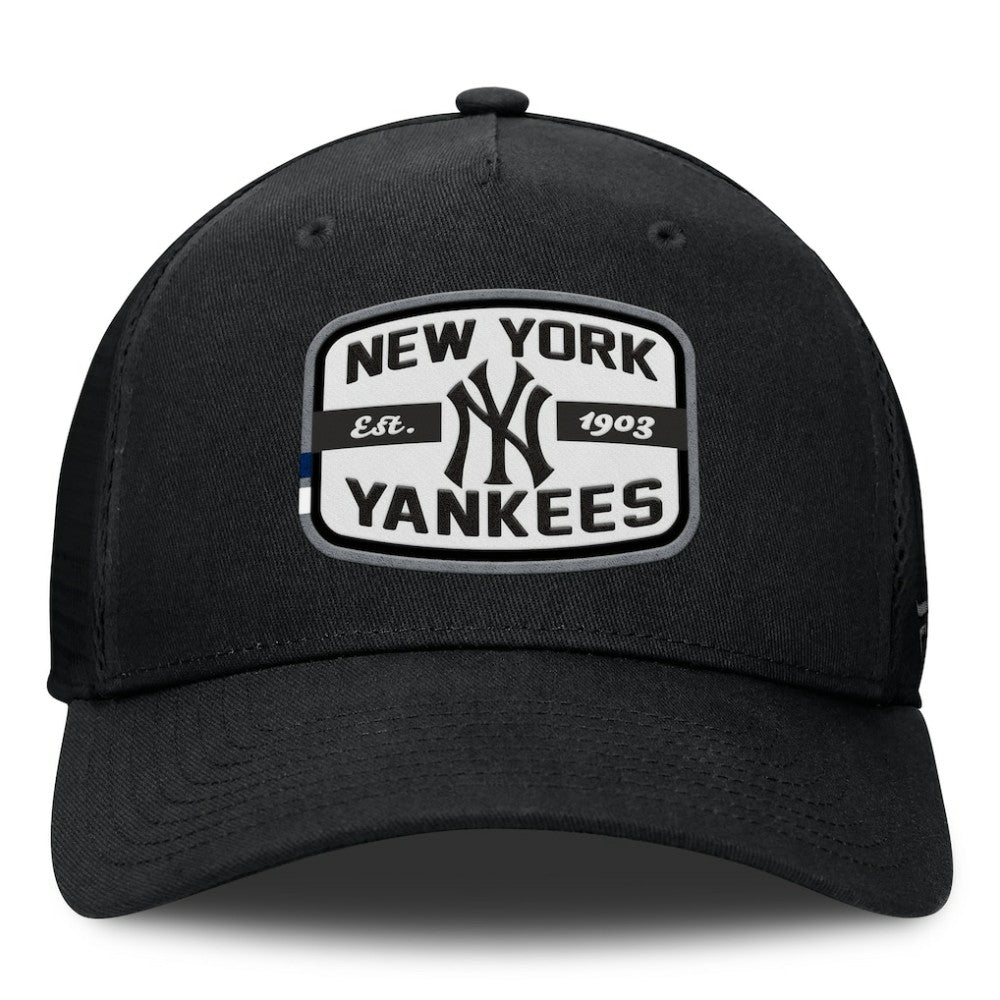 New York Yankees Team Patch A-Frame Trucker Snapback Hat - Black