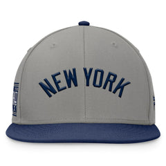 New York Yankees Fundamental Two-Tone Fitted Hat - Gray