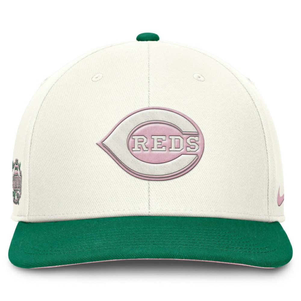 Cincinnati Reds Sail Pro Performance Snapback Hat - Cream/Green | Nike