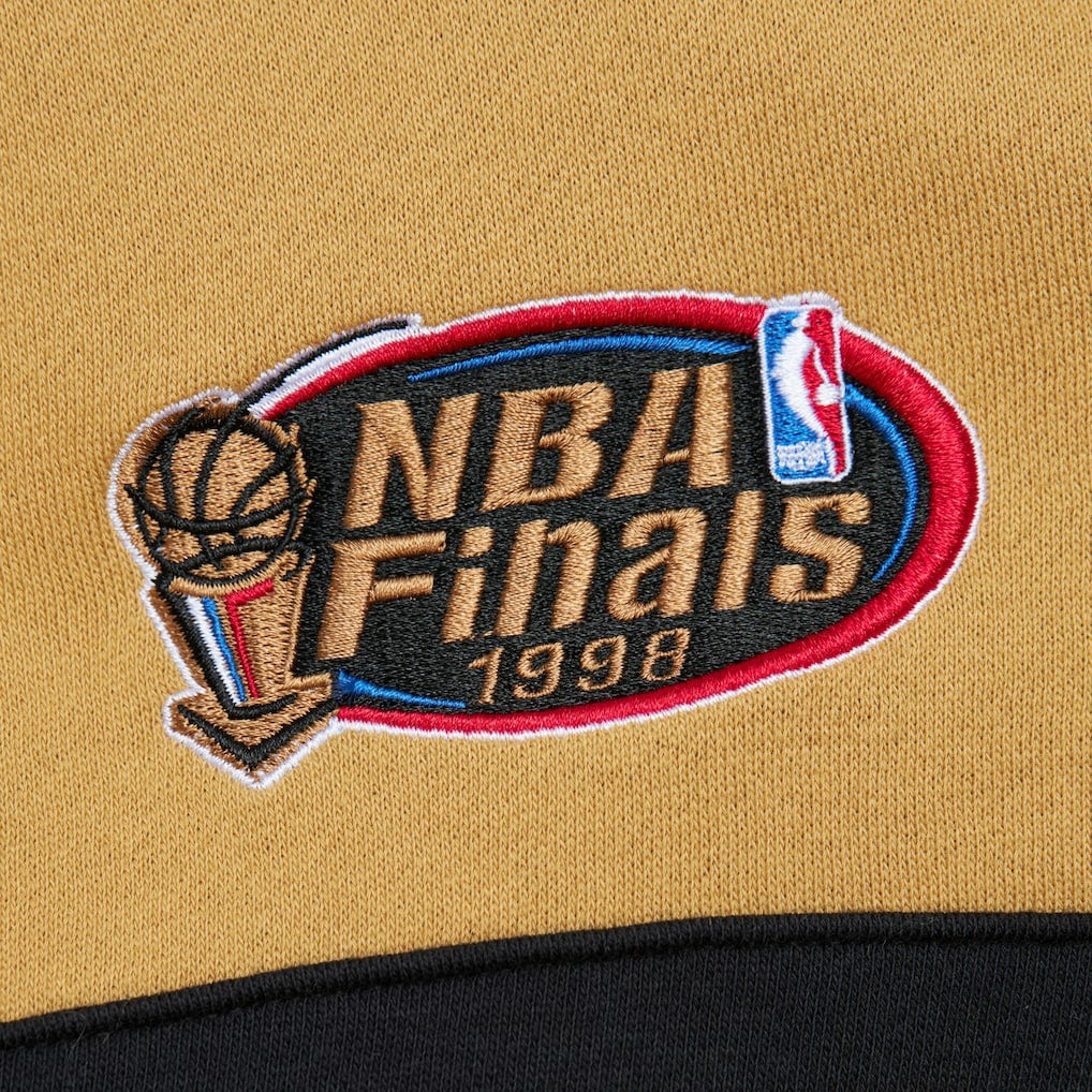 Chicago Bulls Head Coach Pullover Hoodie - Red/Gold | Mitchell & Ness for sale