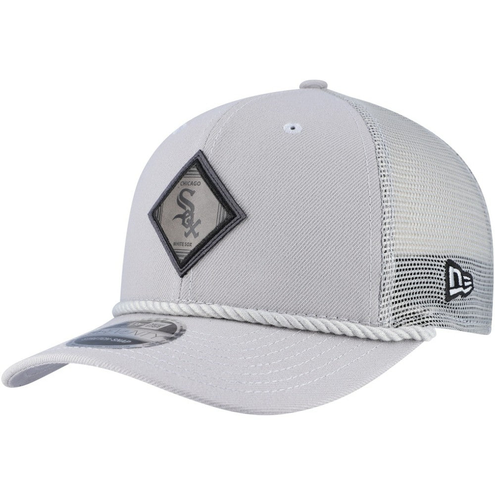 Chicago White Sox Logo 9SEVENTY Stretch-Snap Adjustable Hat - Gray | New Era