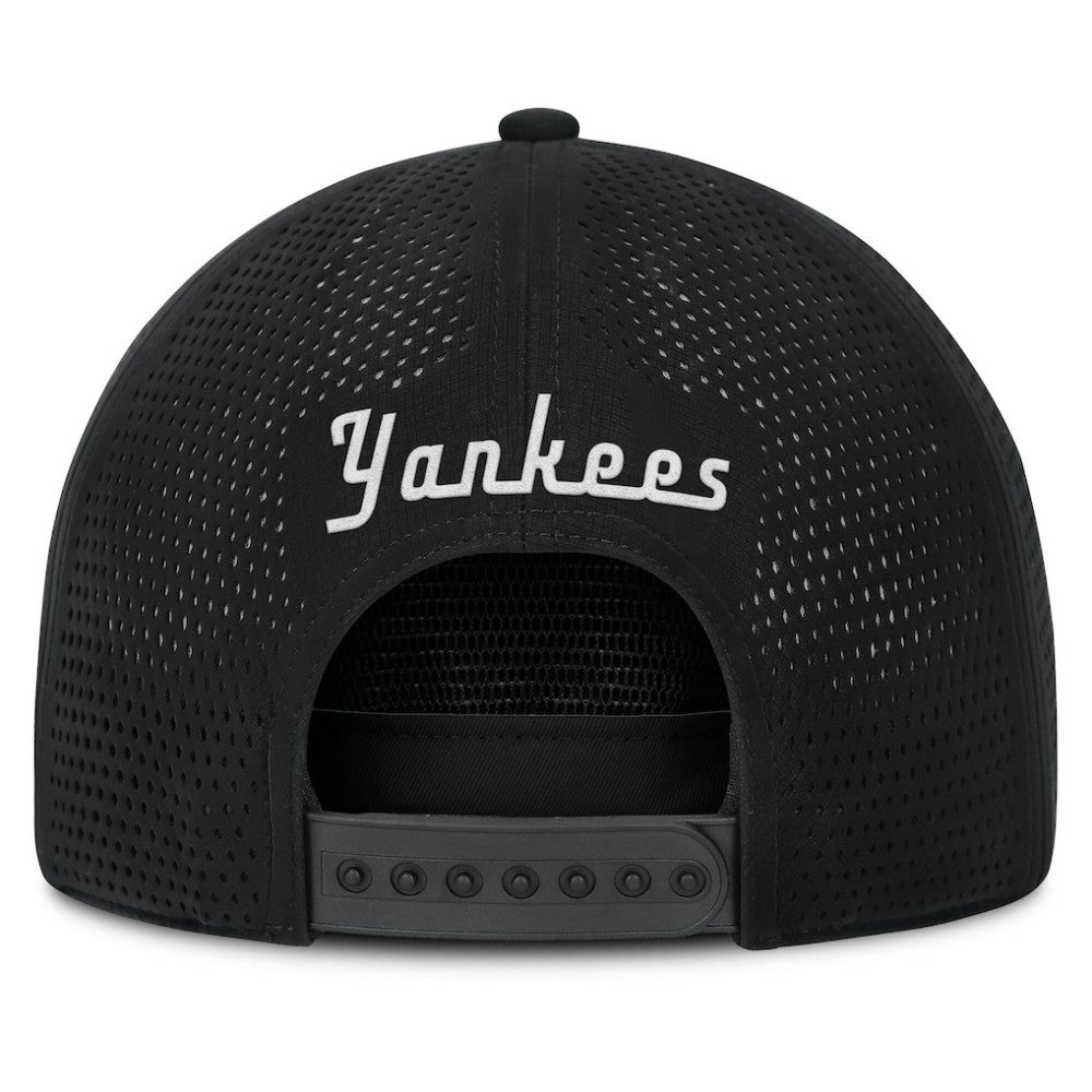 New York Yankees Signature A-Frame Adjustable Hat - Black