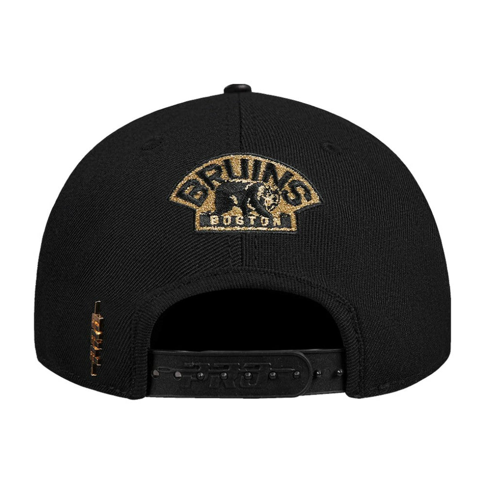 Boston Bruins Pro Standard Metallic Logo Pinch Front Adjustable Hat Black