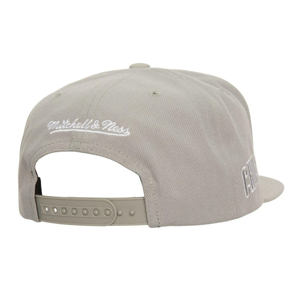 Chicago Cubs Snapback Hat - Gray | Mitchell & Ness