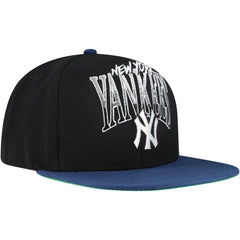 New York Yankees Rise Up Snapback Hat - Black | Mitchell & Ness