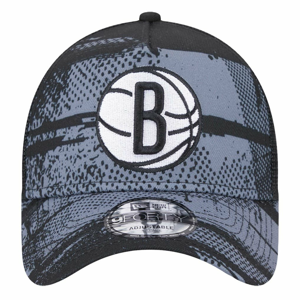 Brooklyn Nets Tip Off A-Frame Trucker 9FORTY Adjustable Hat - Black/Charcoal | New Era online