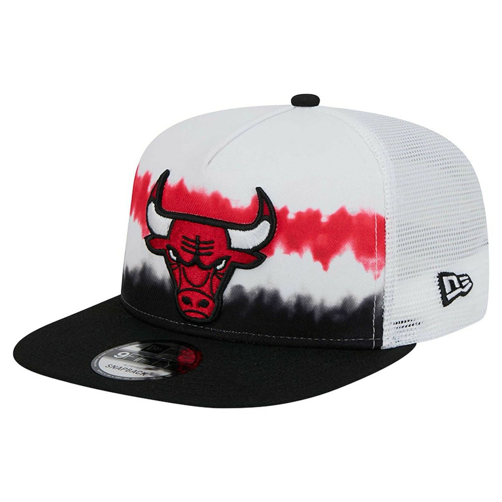 Chicago Bulls Dip-Dye 9FIFTY A-Frame Trucker Snapback Hat - White/Black | New Era on sale