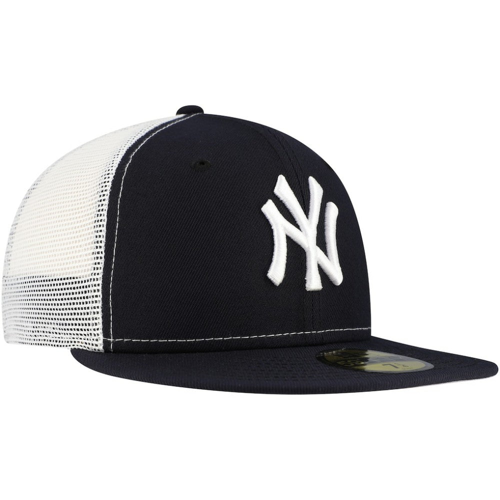 New York Yankees Team Color 59FIFTY Trucker Fitted Hat - Navy | New Era
