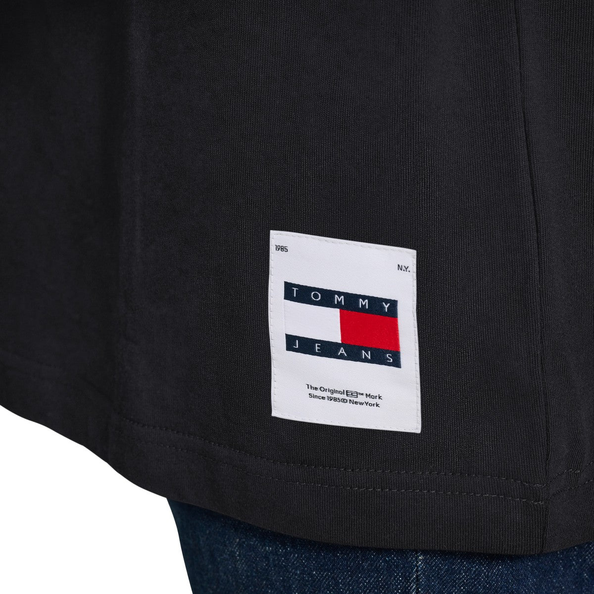 Sacramento Kings Tommy Jeans Noah Swish T-Shirt - Black sale