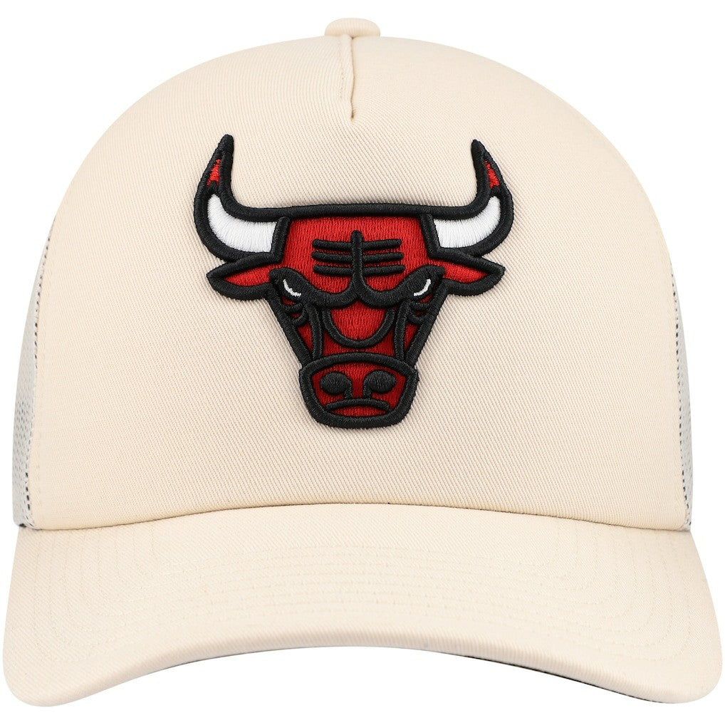 Chicago Bulls Trucker Adjustable Hat - Cream | Mitchell & Ness cheap