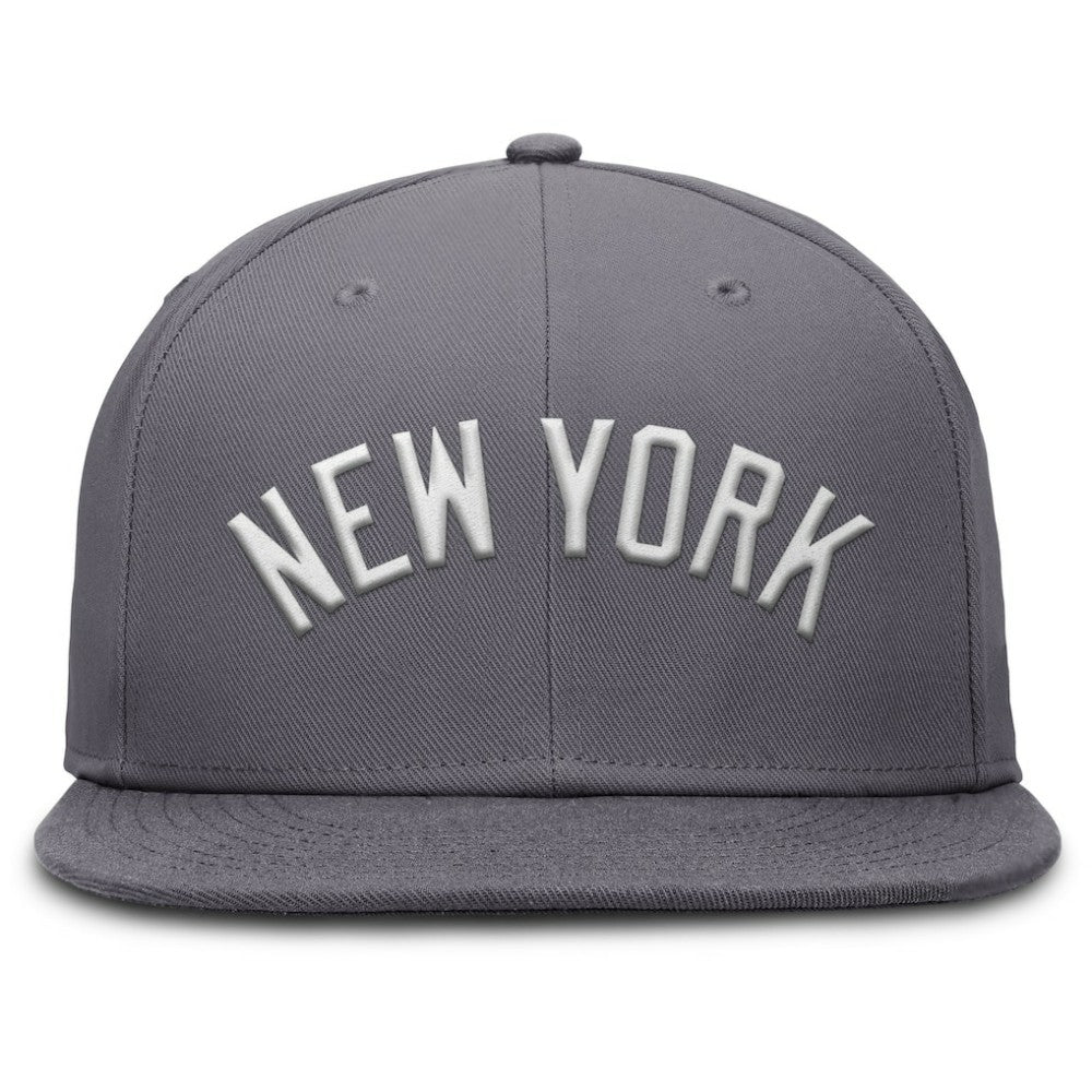 New York Yankees Performance True Fitted Hat - Gray | Nike