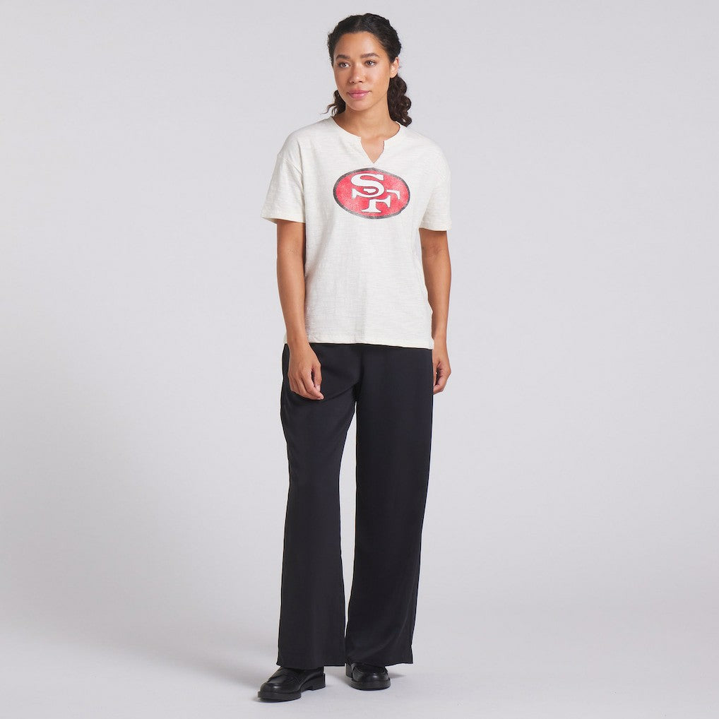San Francisco 49ers Women's Trick Play Slub Boxy T-Shirt - Cream on sale