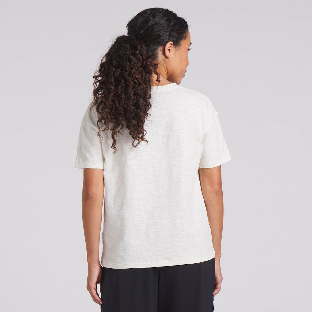 San Francisco 49ers Women's Trick Play Slub Boxy T-Shirt - Cream on sale